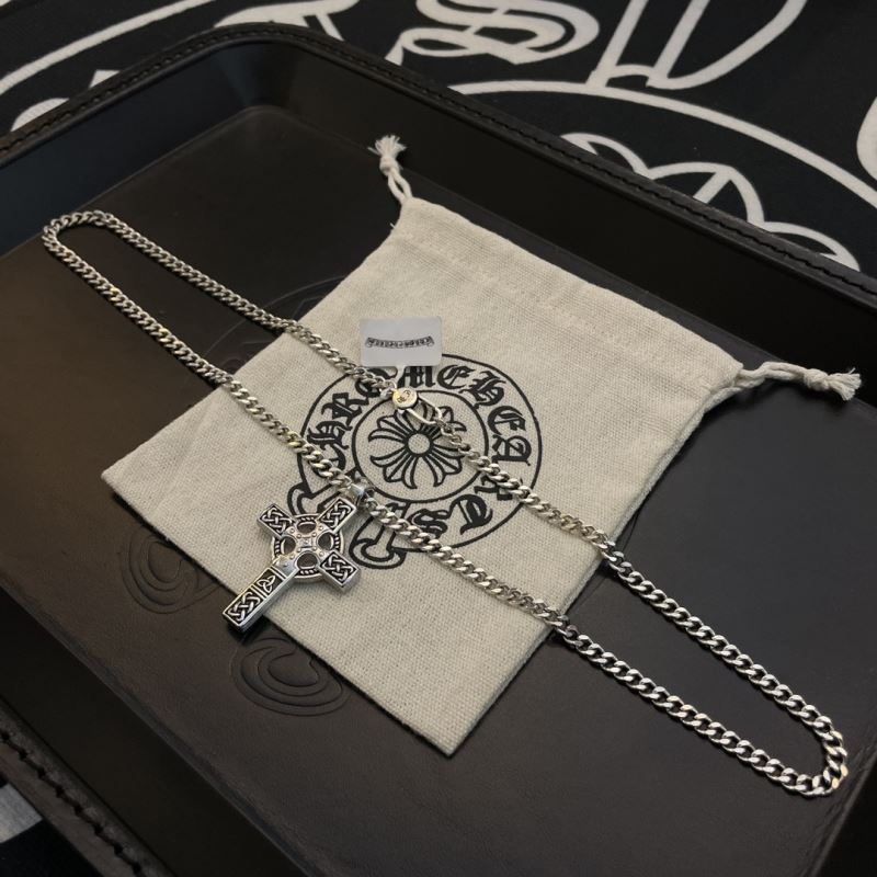 Ch*0me He**ts necklaces